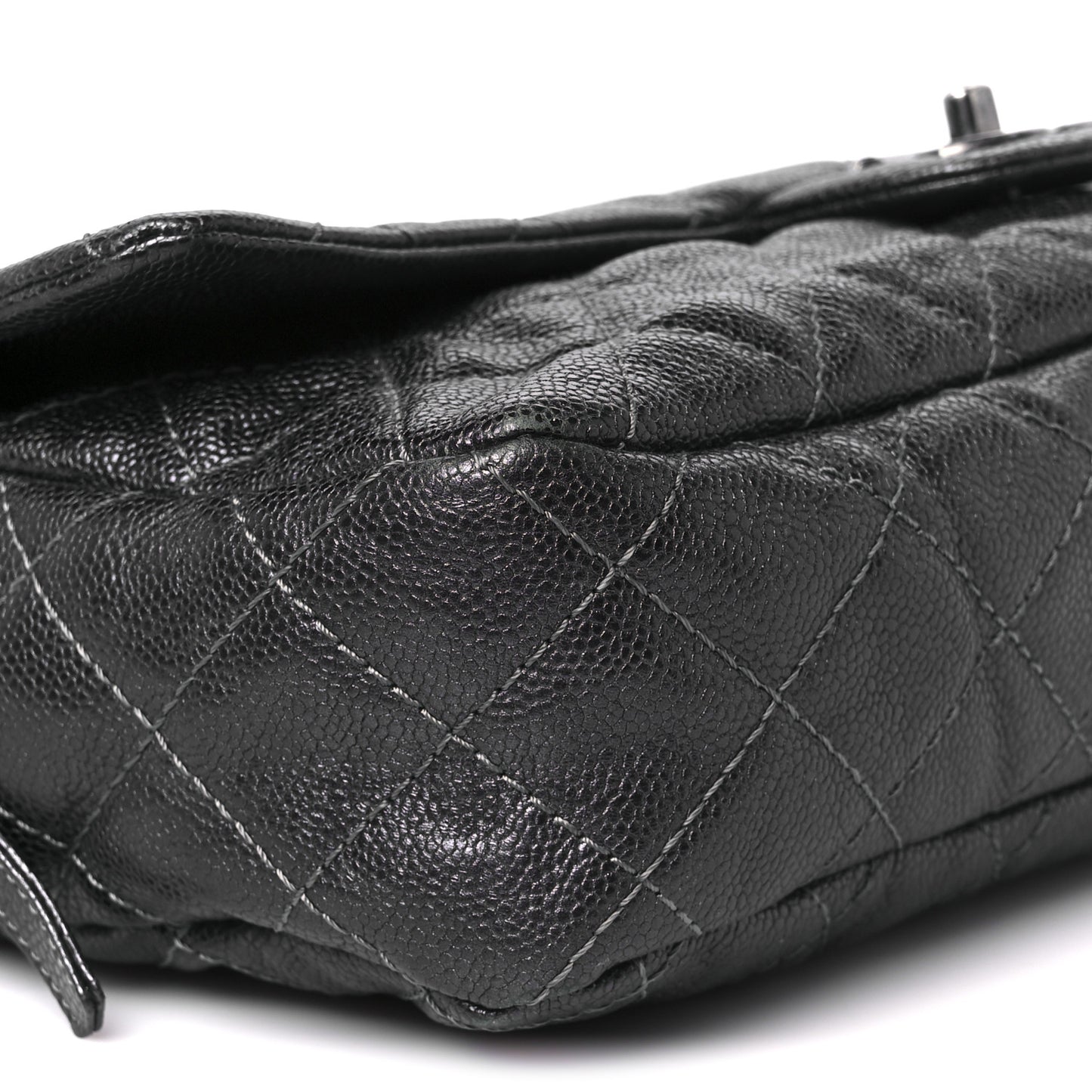 Iridescent Caviar Quilted Jumbo Easy Flap Grey