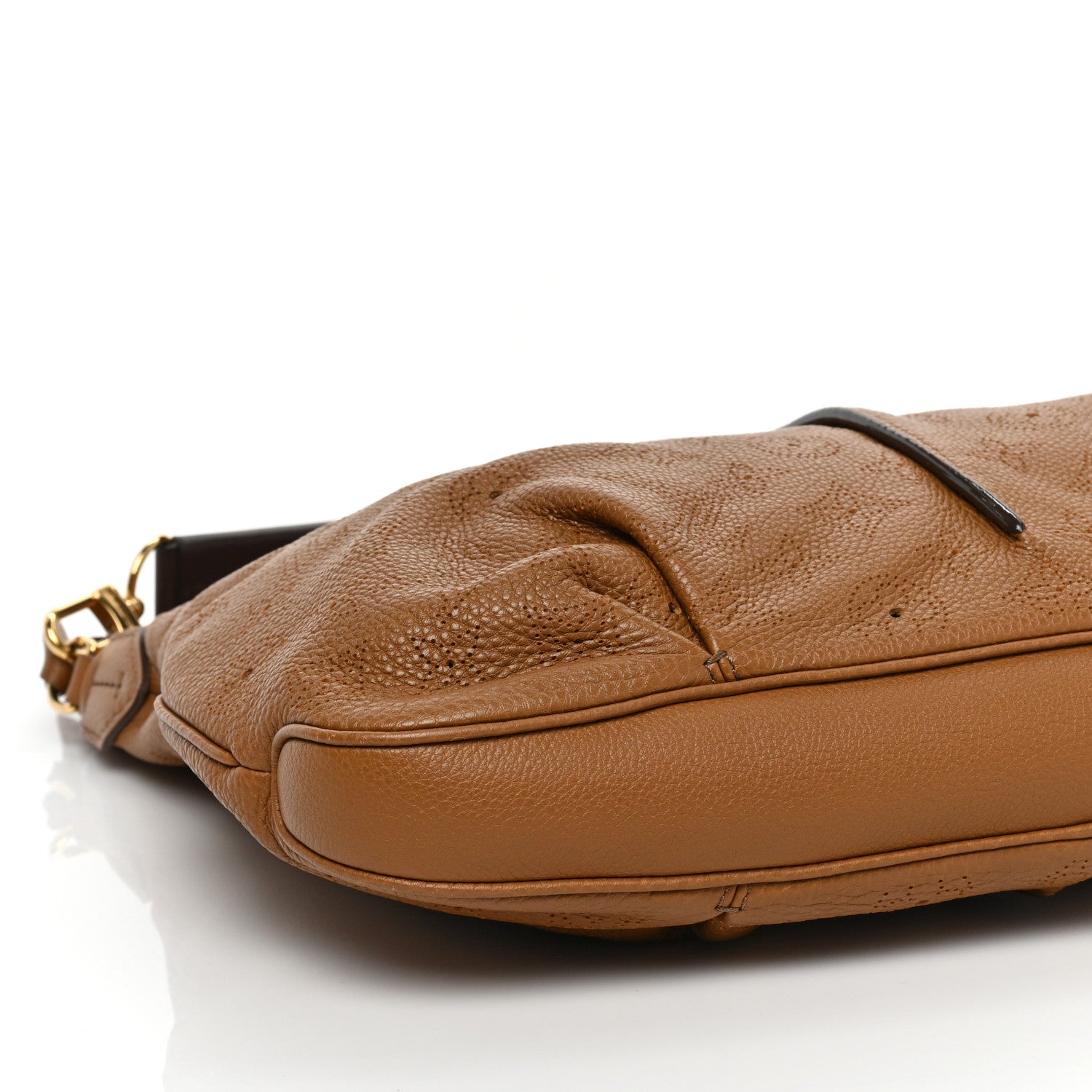 Louis Vuitton Mahina Selene PM Caramel 13 of 24