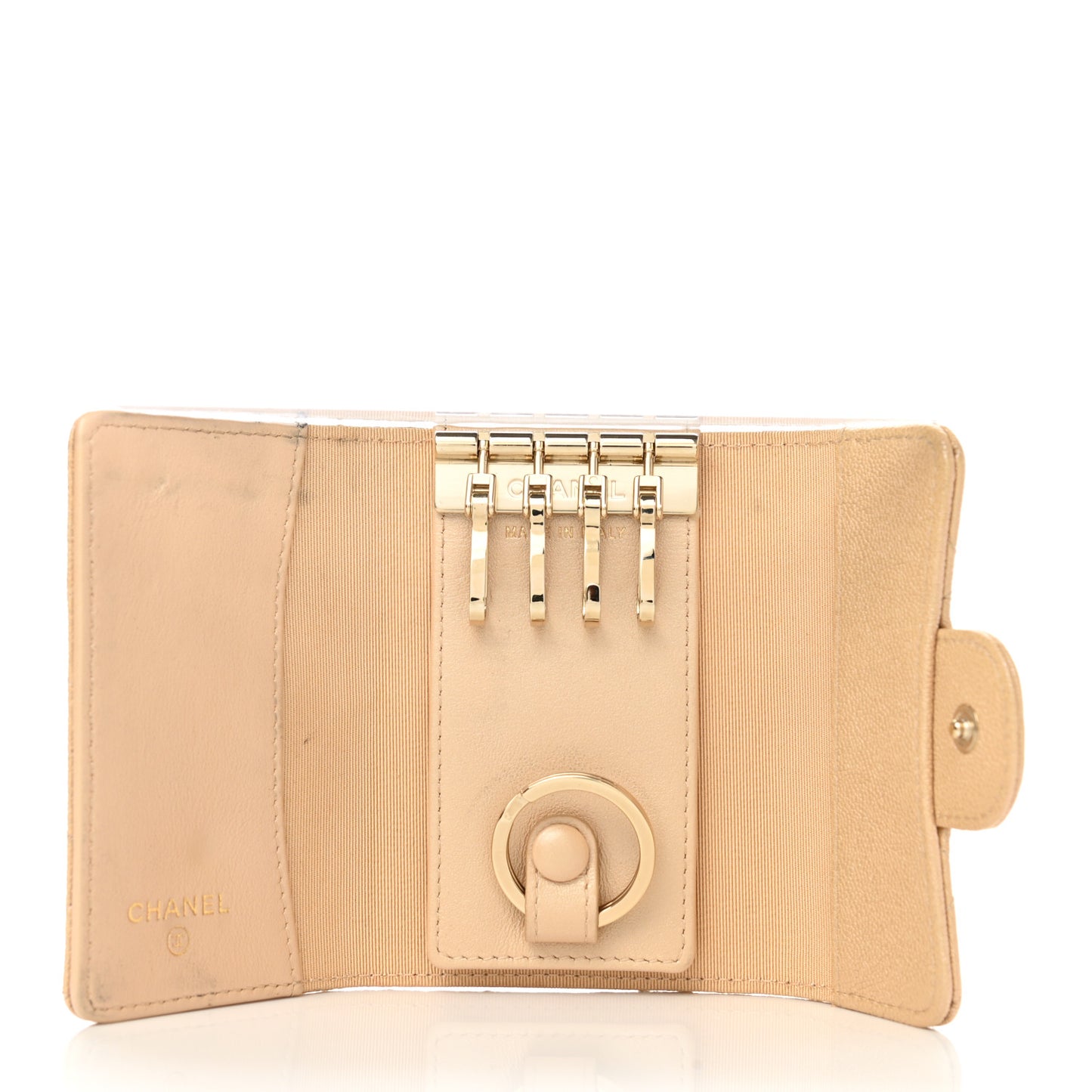 Iridescent Caviar Quilted Classic 4 Key Holder Wallet Beige