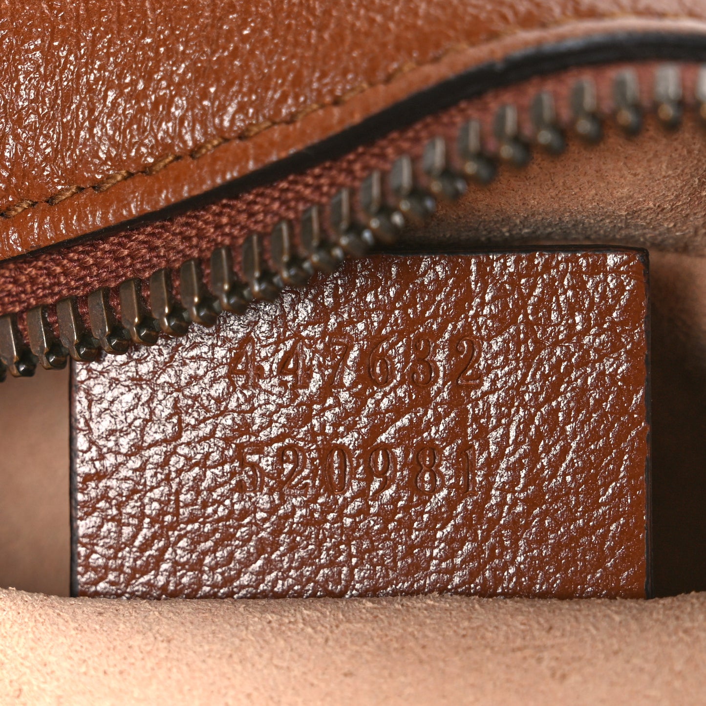 Glazed Calfskin Matelasse Diagonal Small GG Marmont Chain Shoulder Bag Cuir