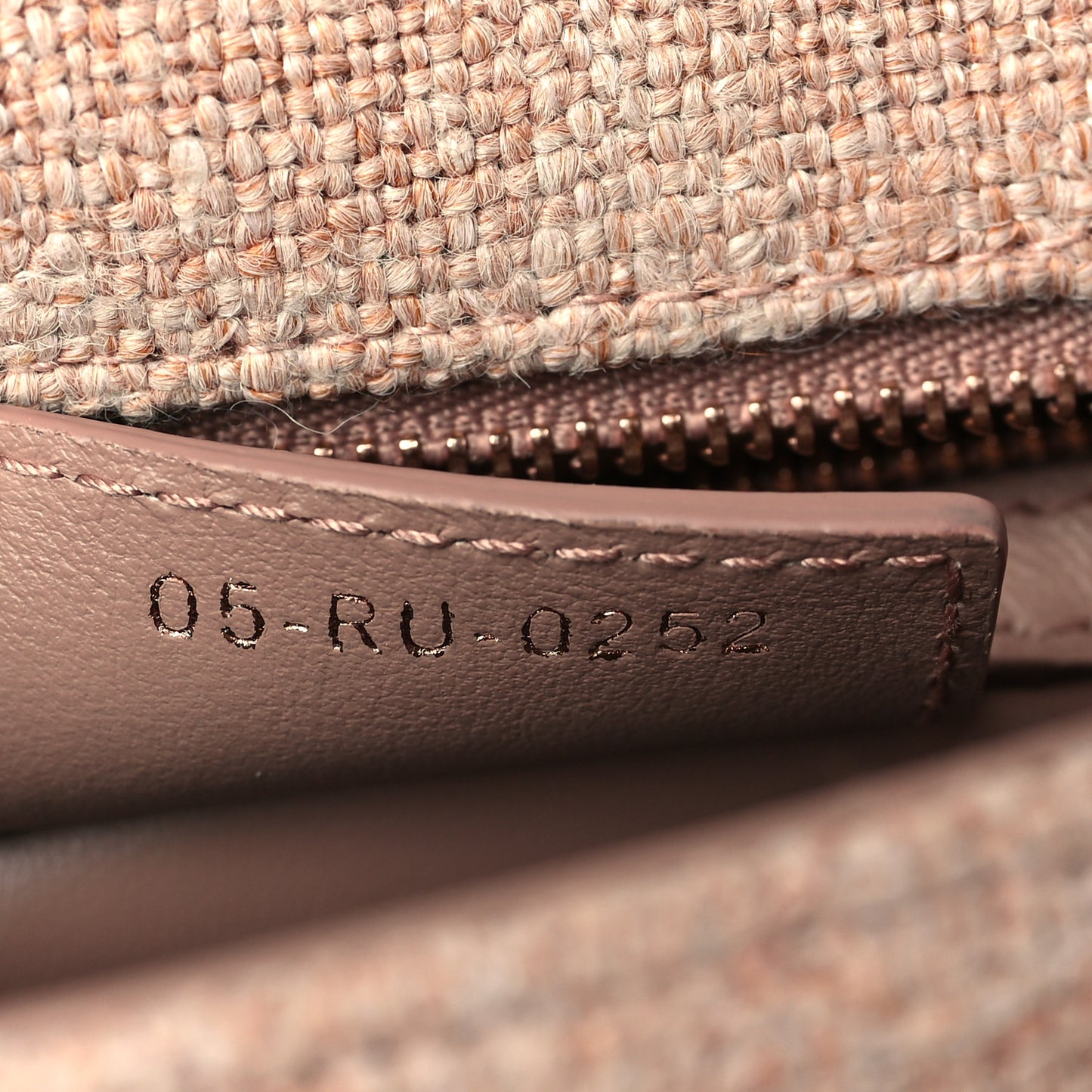 Linen Macrocannage Small Caro Bag Rose