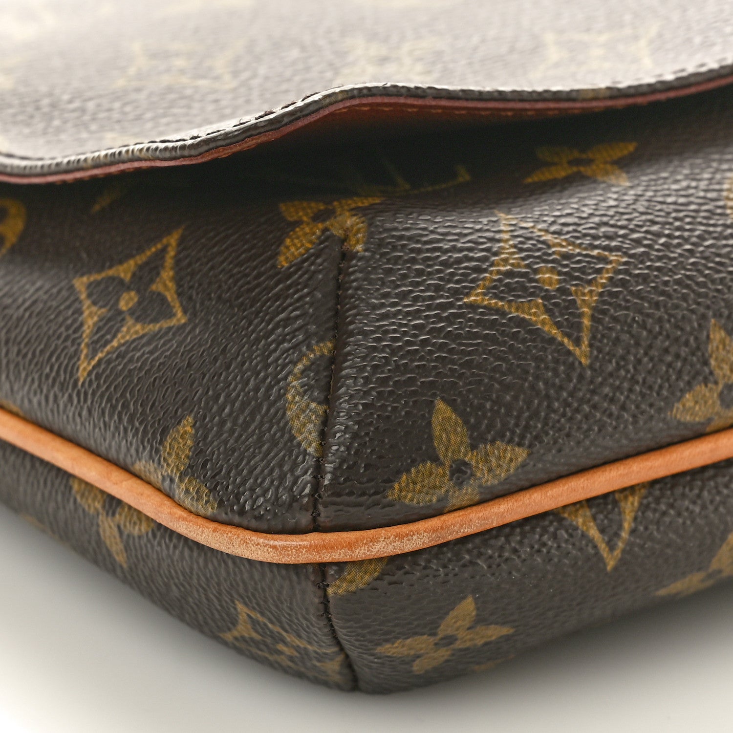 Louis Vuitton Monogram Musette Tango 8 of 10