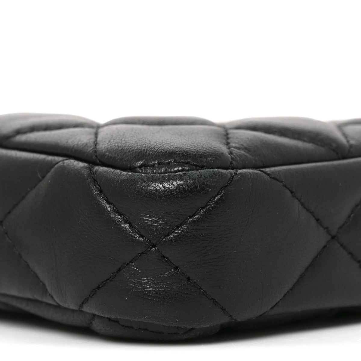 Lambskin Quilted Small Clutch With Chain Black