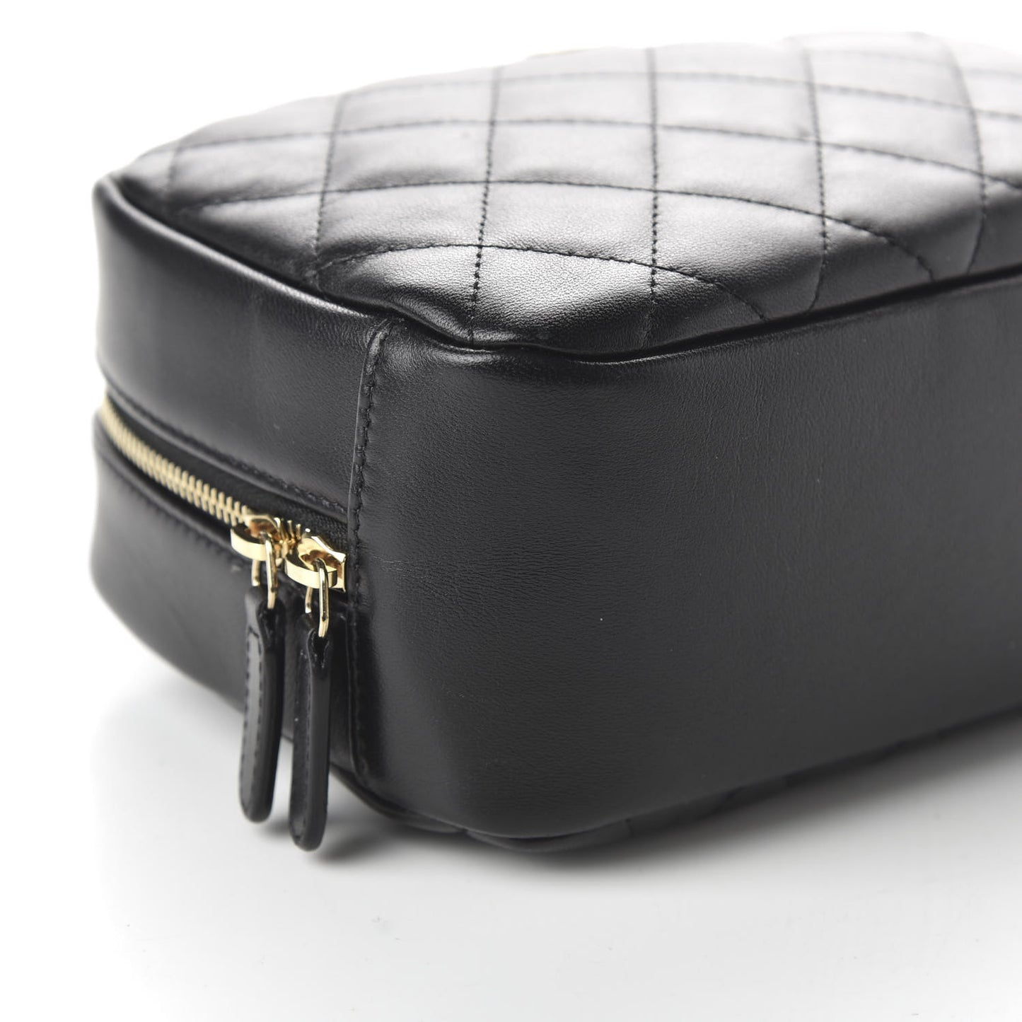 Lambskin Quilted Medium Curvy Pouch Cosmetic Case Black