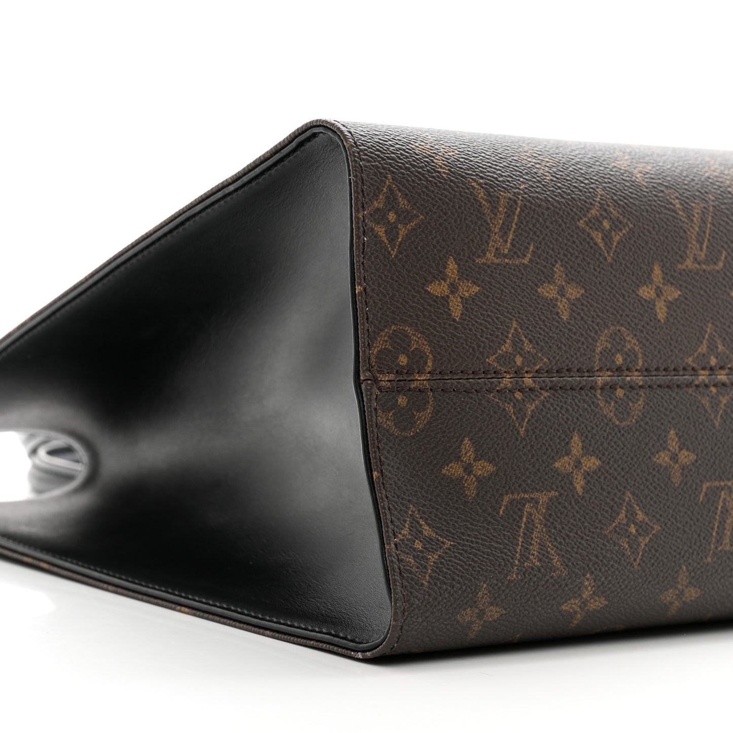 Monogram Fall In Love Onthego MM