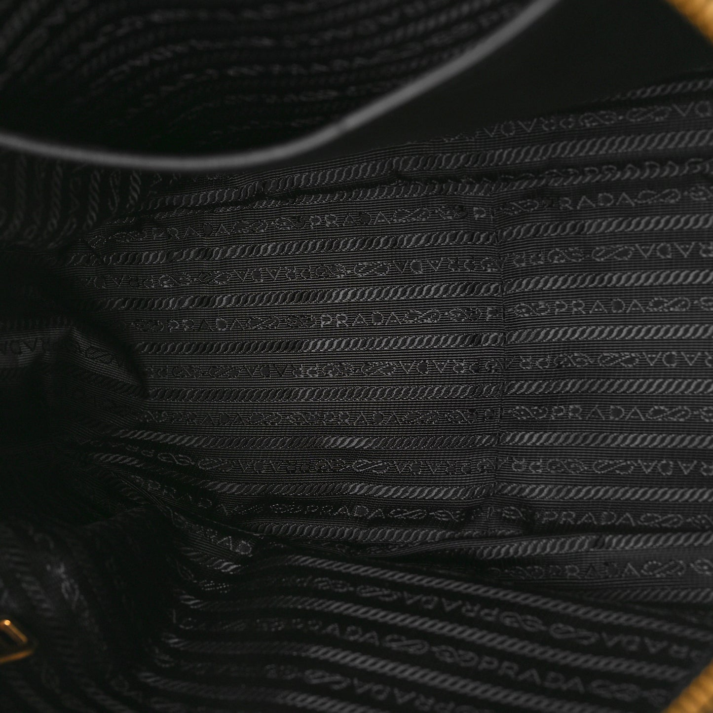 Vitello Phenix Bauletto Black