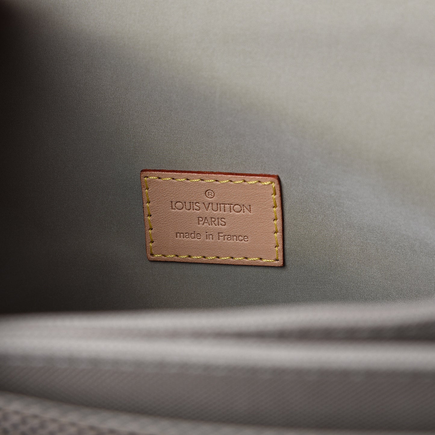 Damier Geant Messenger Bag Terre