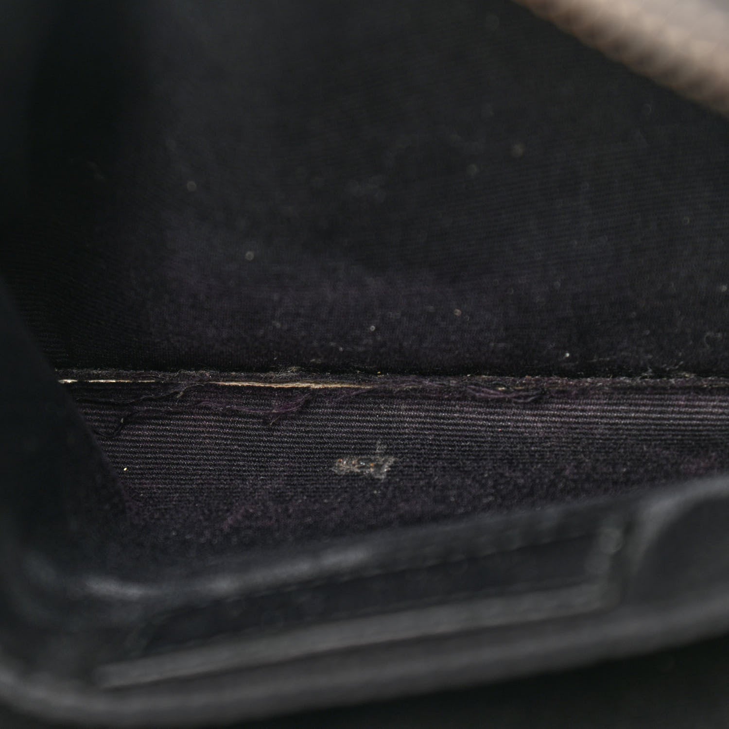 Saint Laurent Lambskin Monogram Small Lou Camera Bag Asphalt 18 of 18