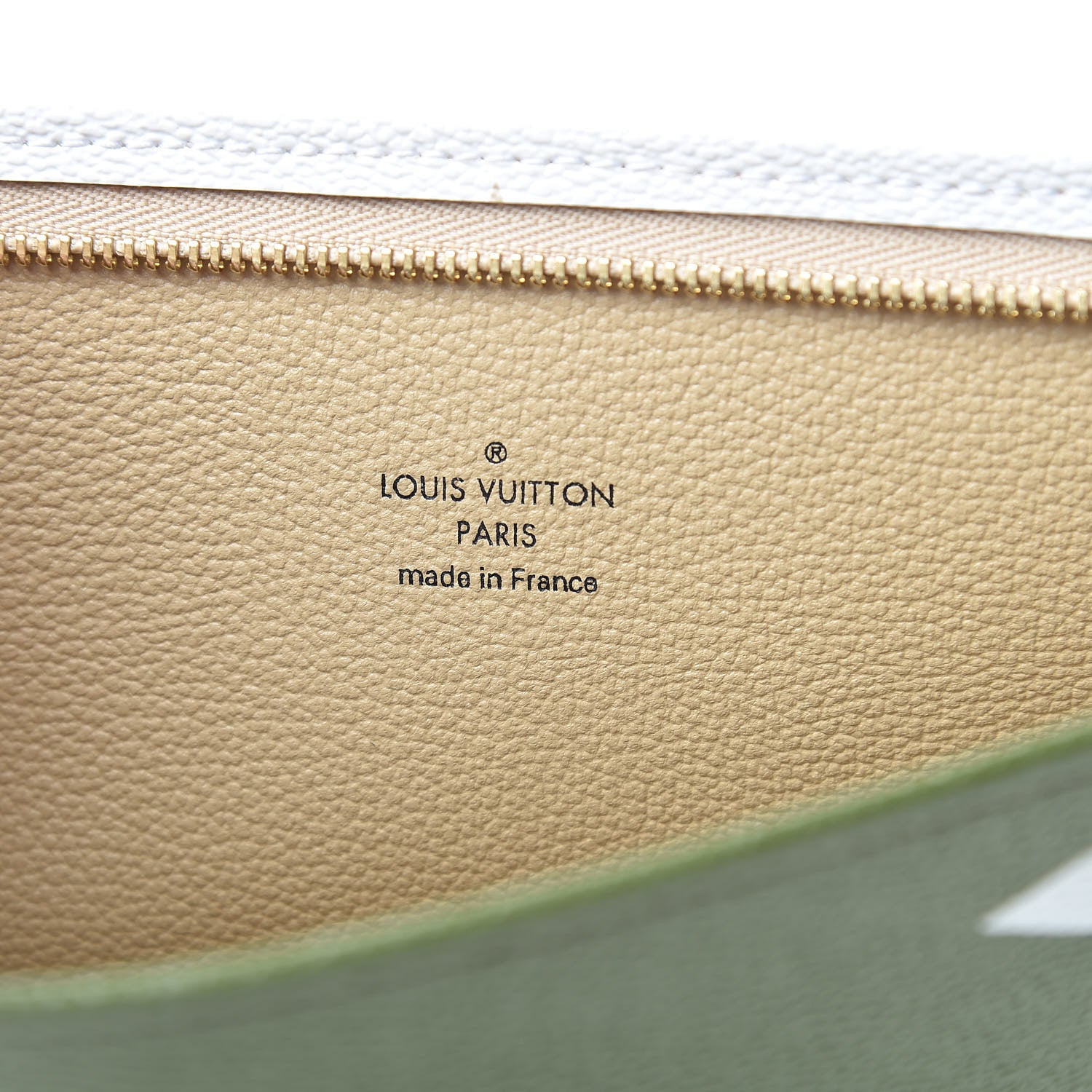 Louis Vuitton Monogram Giant Toiletry Pouch 26 Kaki 6 of 11