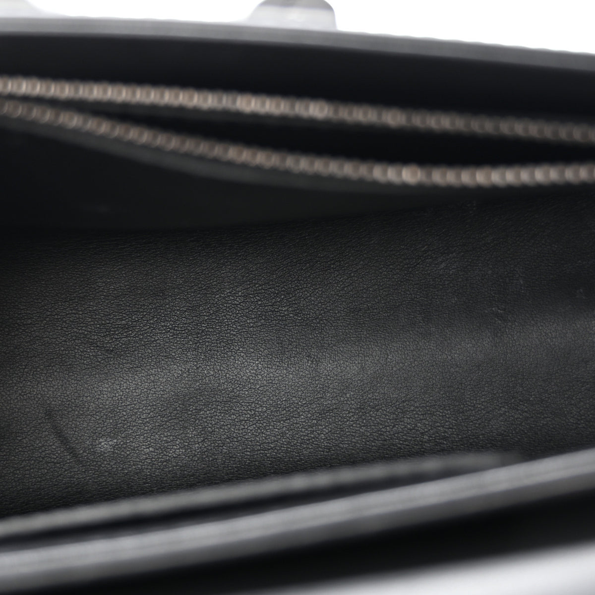 Epi Twist West Bag Matte Black