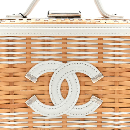 Chanel Raffia Patent Small CC Filigree Vanity Case White 8 of 11