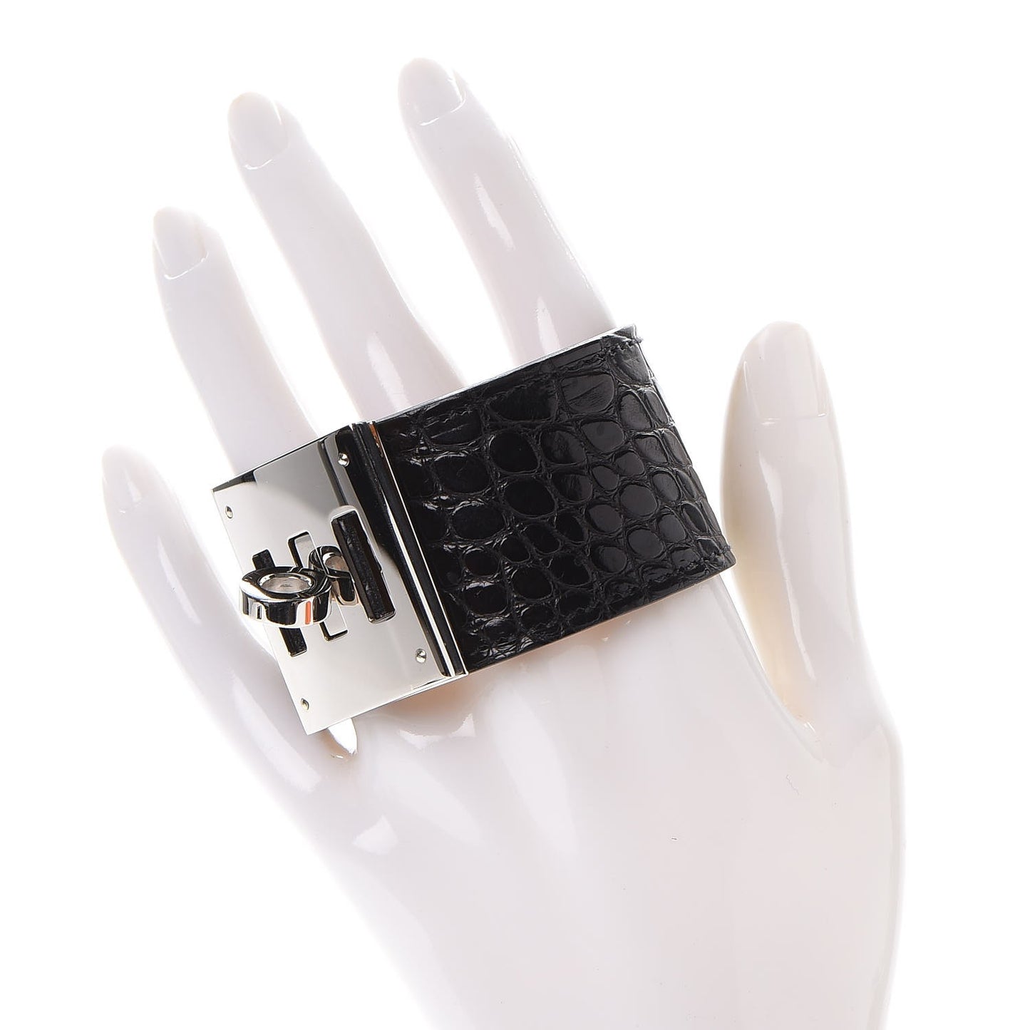 Matte Alligator Kelly Dog Cuff Black