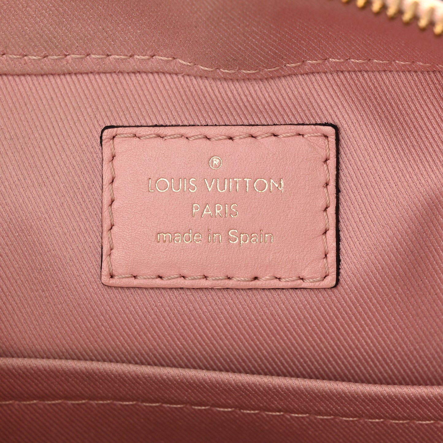 Monogram Saintonge Rose Poudre