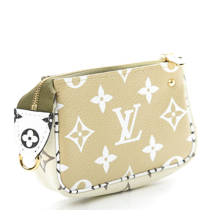 Louis Vuitton Monogram Giant Micro Pochette Accessories Kaki White 3 of 8