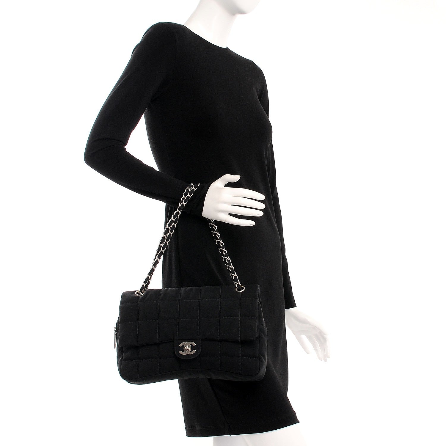 Chanel Nylon Square Quilted Flap Black 3 of 8