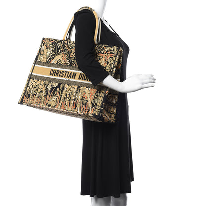 Christian Dior Canvas Embroidered Dior Animals Giraffe Book Tote Yellow Multicolor 2 of 9