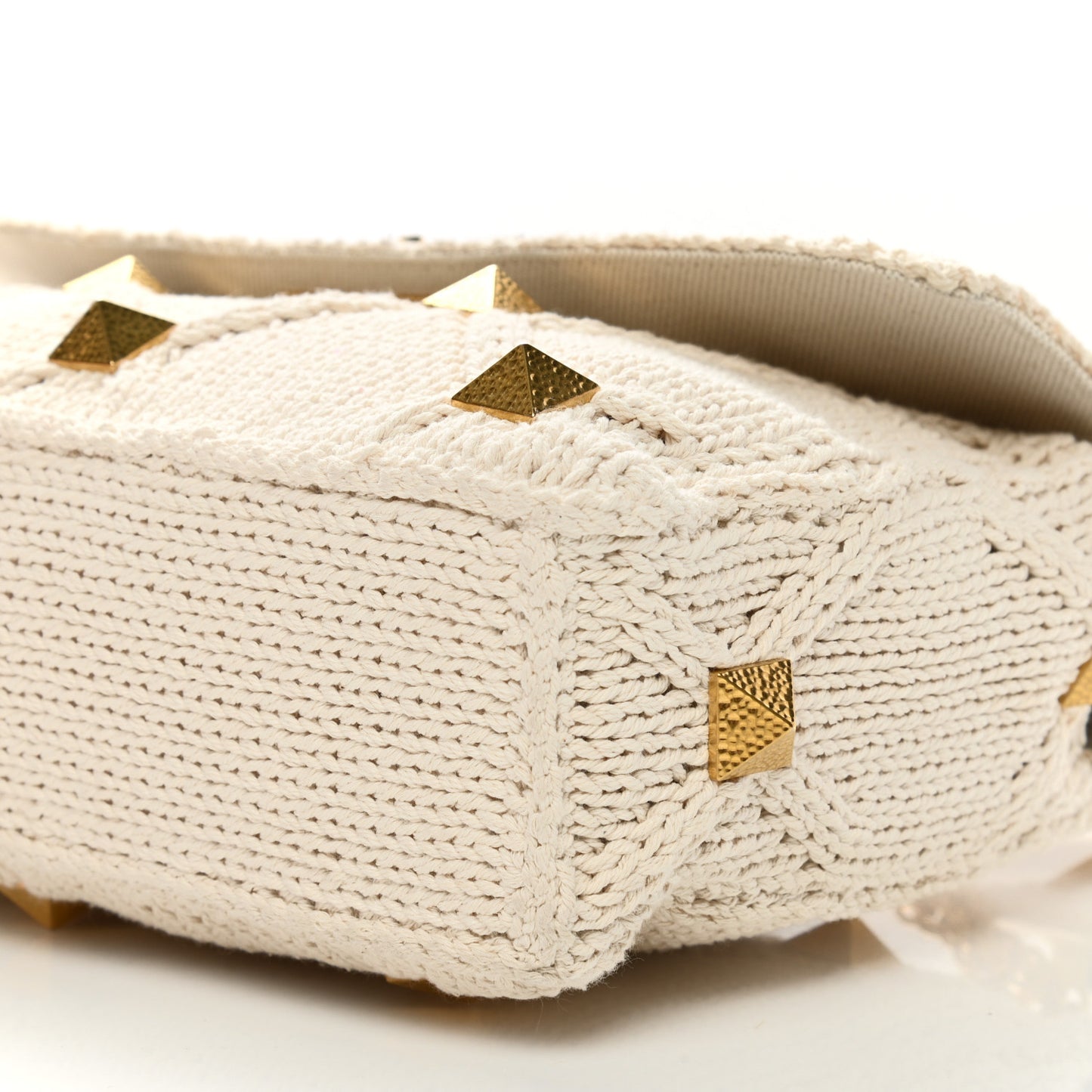 Knit Large Roman Stud Shoulder Bag Ecru