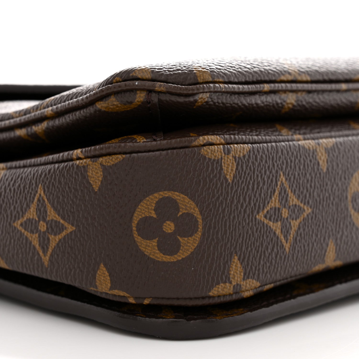 Louis Vuitton Monogram Pochette Metis 8 of 9
