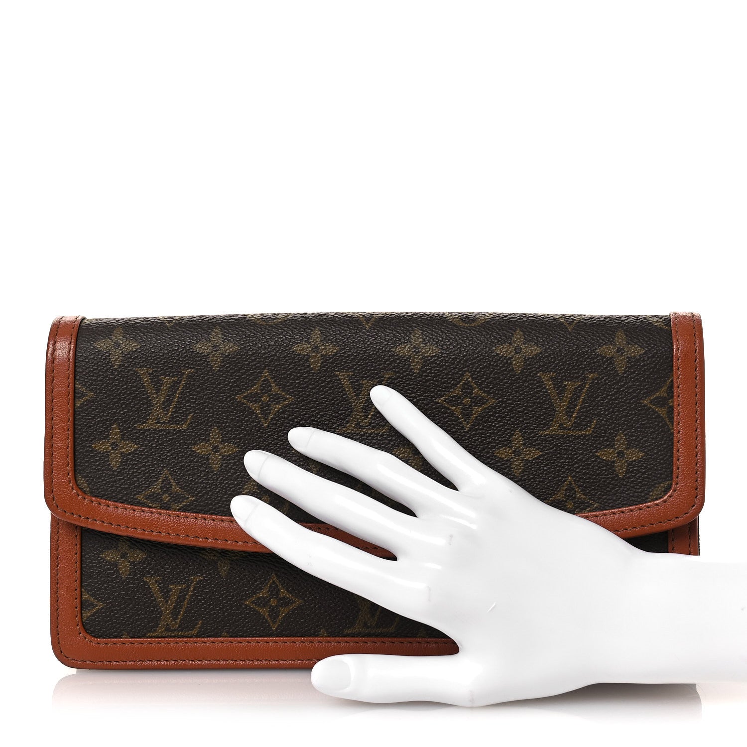 Louis Vuitton Monogram Pochette Dame 26 2 of 11