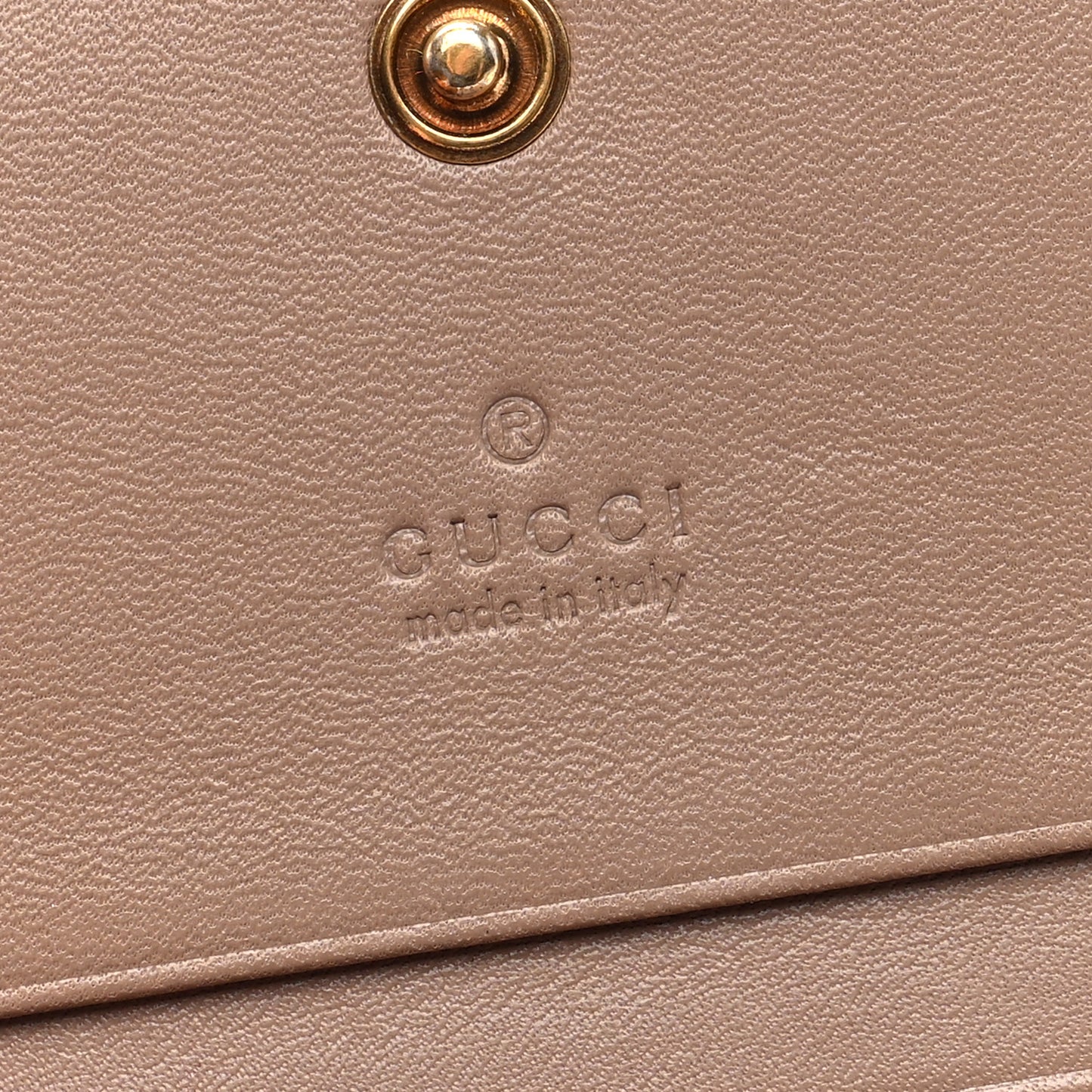 Calfskin Matelasse GG Marmont Card Case Wallet Porcelain Rose