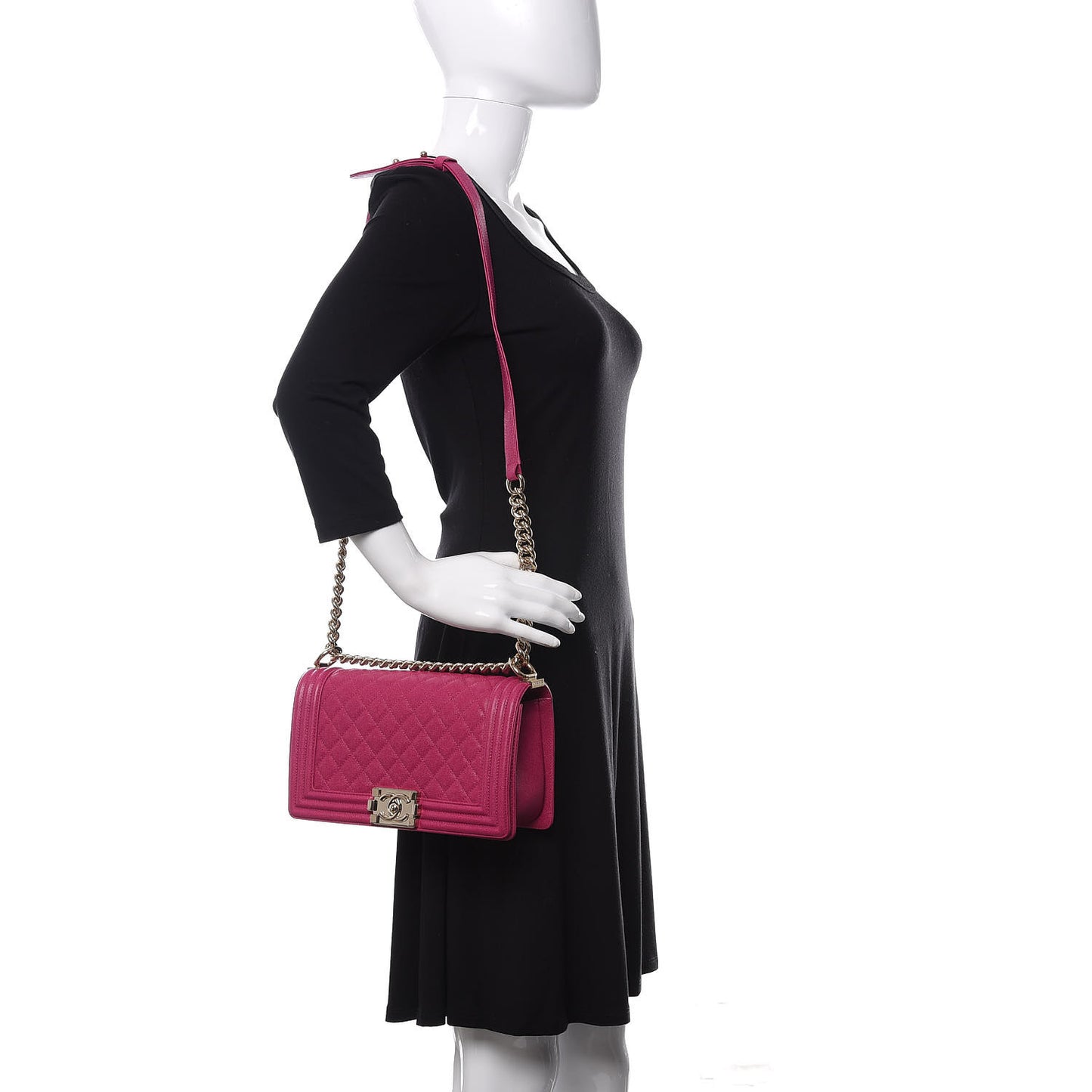 Caviar Quilted Medium Boy Flap Fuchsia