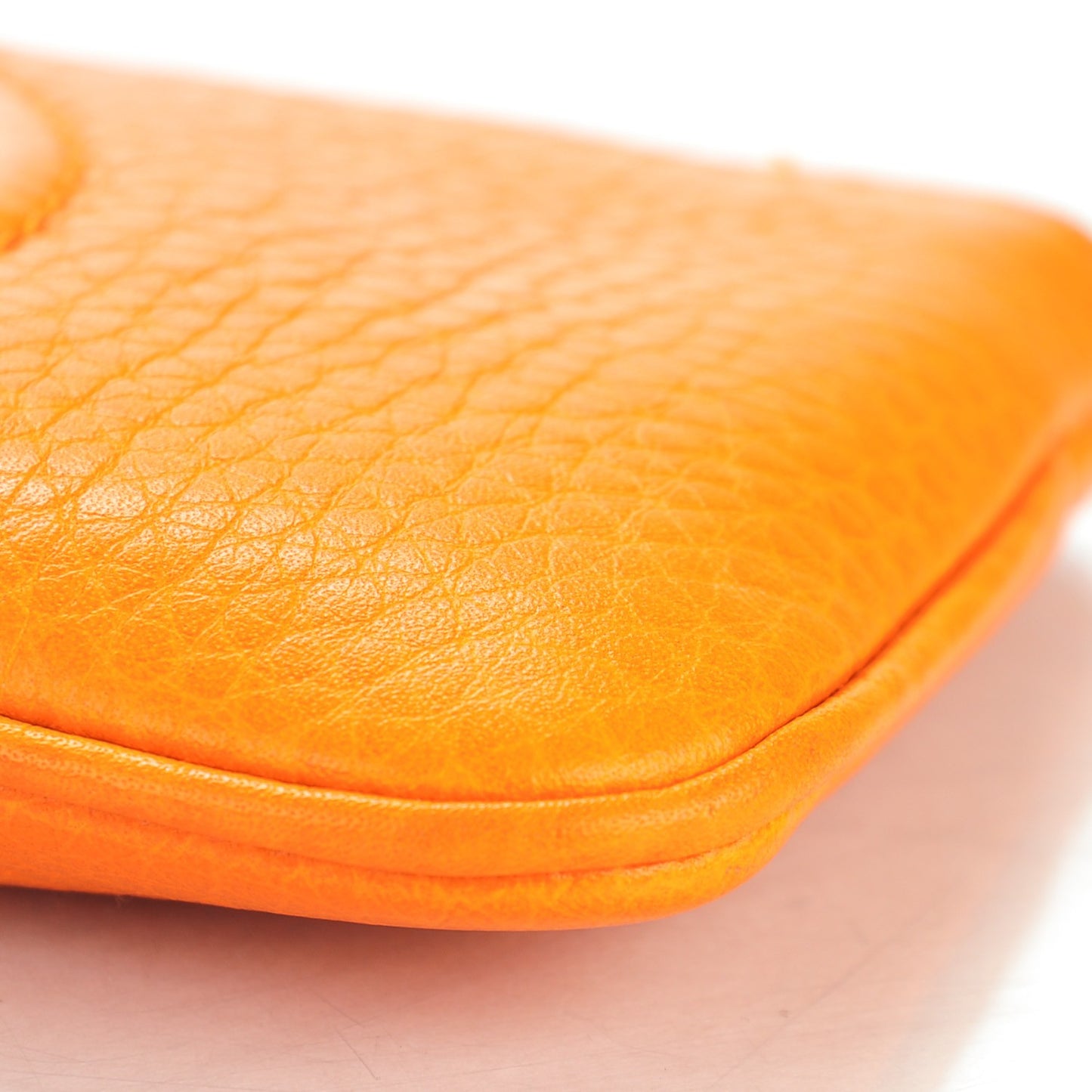 Pebbled Calfskin Soho Key Case Curcuma