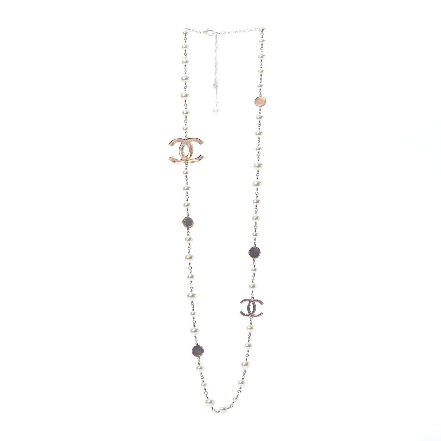 Graduated Pearl Resin CC Necklace