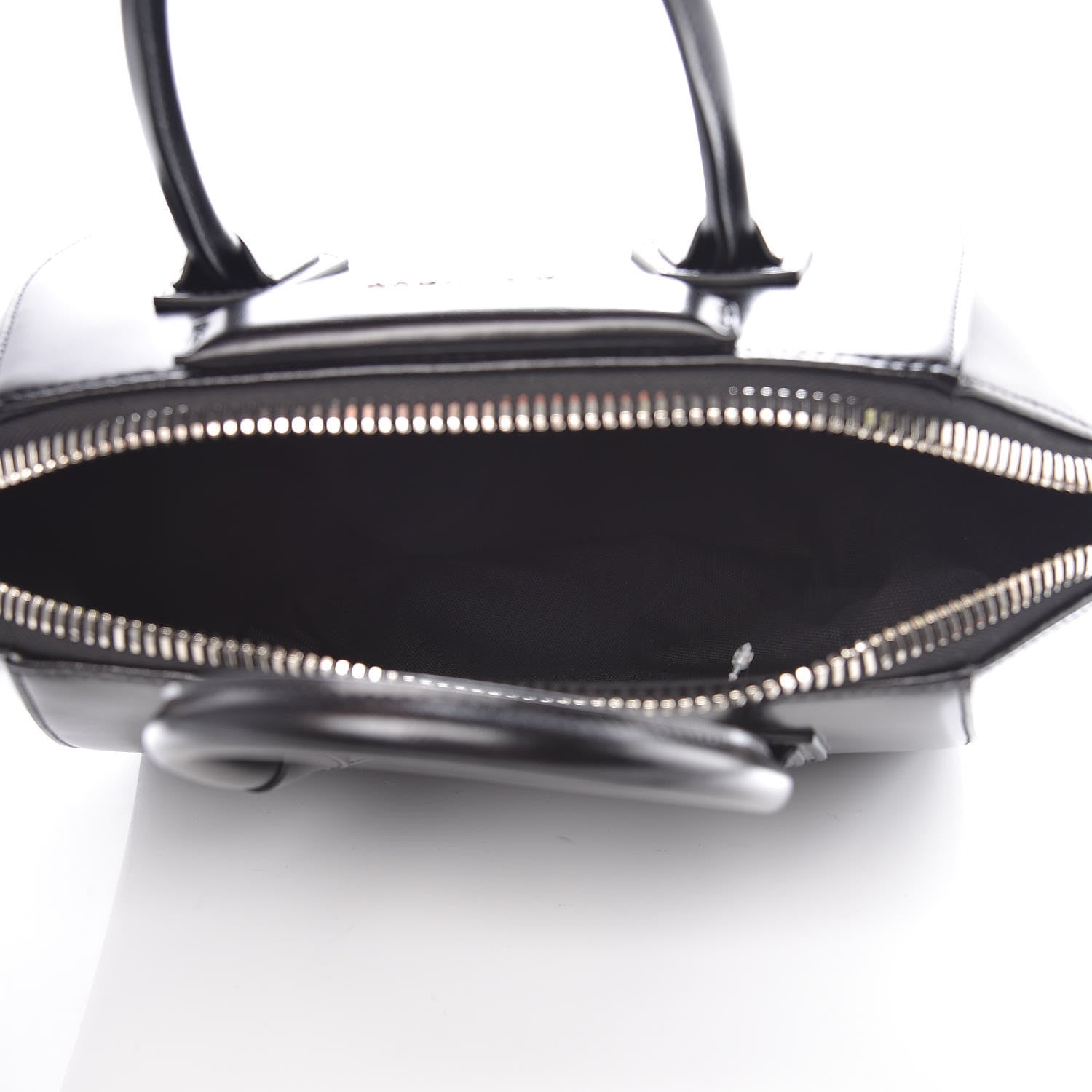 Givenchy Shiny Lord Calfskin Small Antigona Black 5 of 9