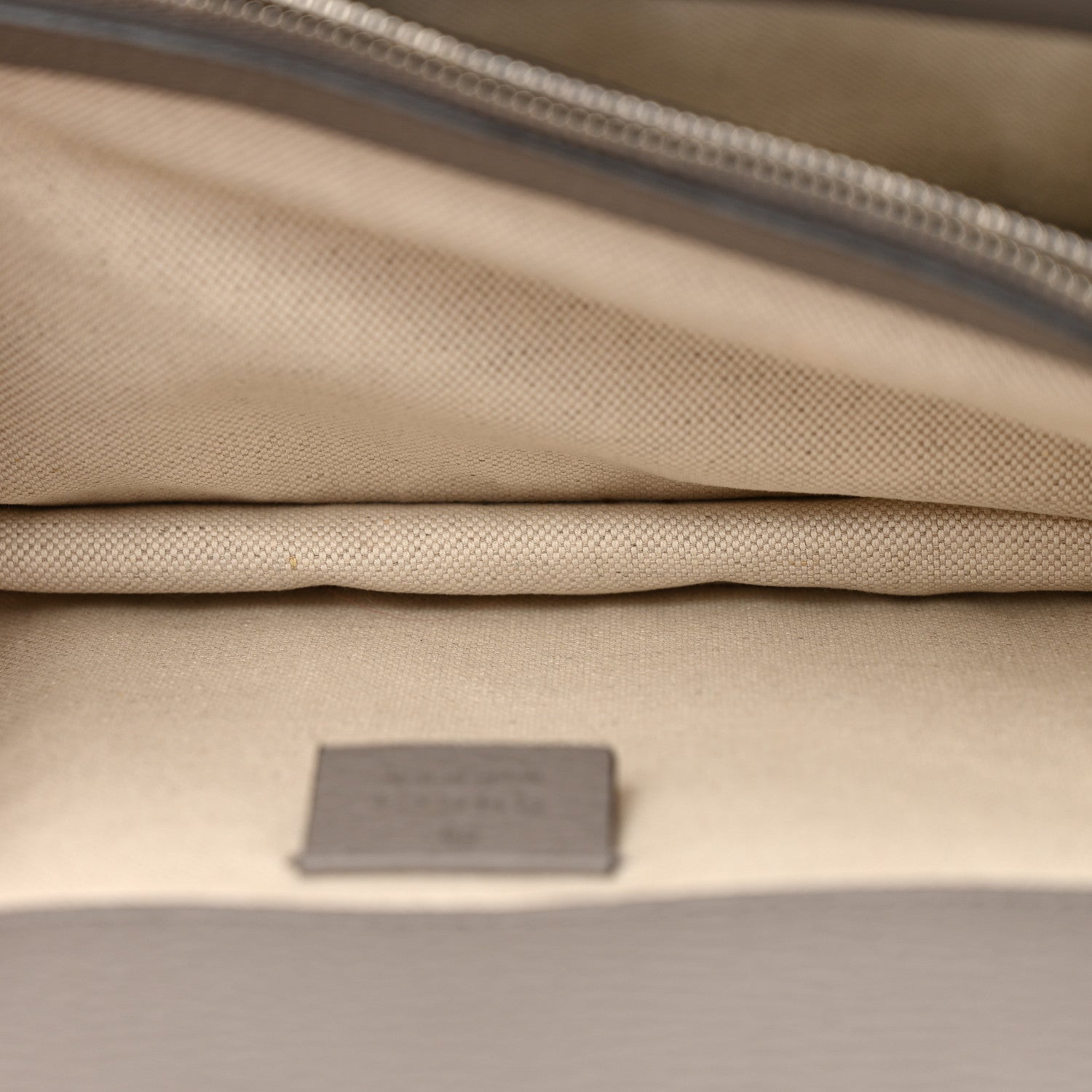 Gucci Pebbled Calfskin Small Dionysus Shoulder Bag Dusty Grey 6 of 13