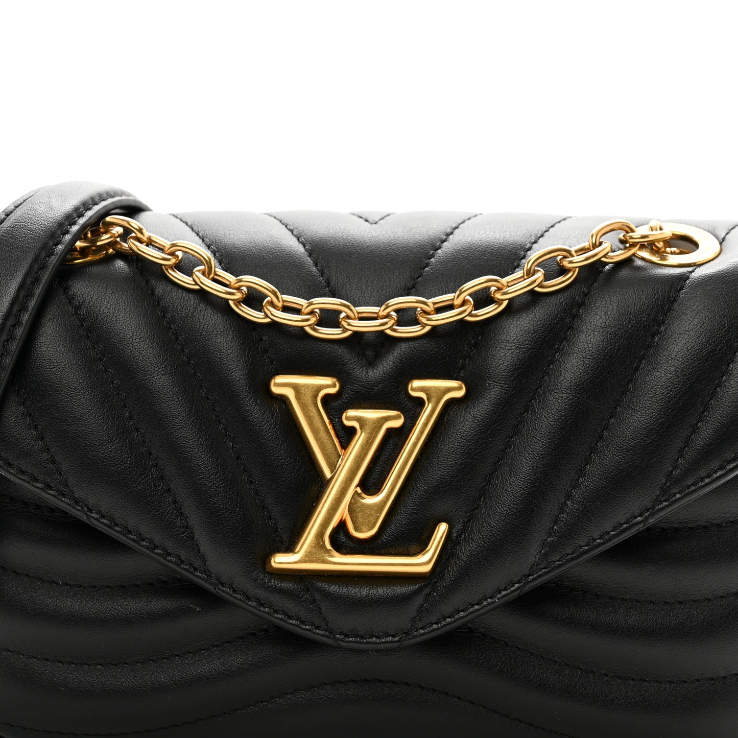 Calfskin New Wave Chain PM NM Black