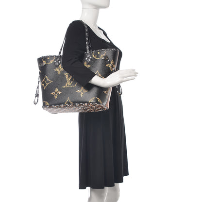 Louis Vuitton Monogram Giant Jungle Neverfull MM Black 2 of 9