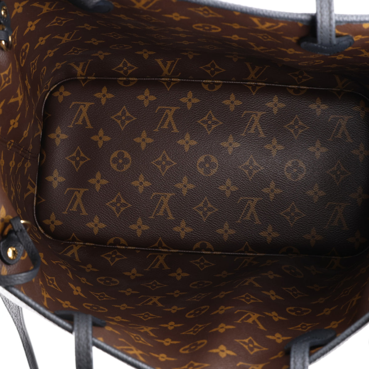 Monogram Calfskin Neo Neverfull Inside Out MM Black