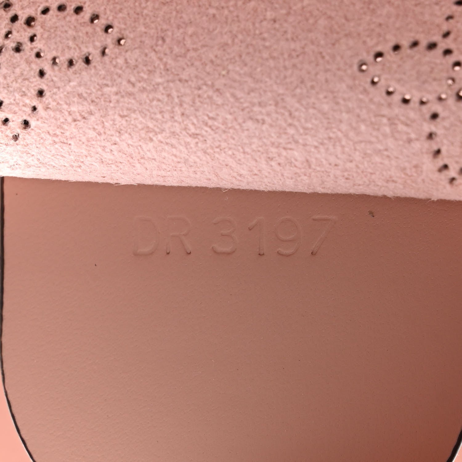 Louis Vuitton Mahina Girolata Magnolia 8 of 11