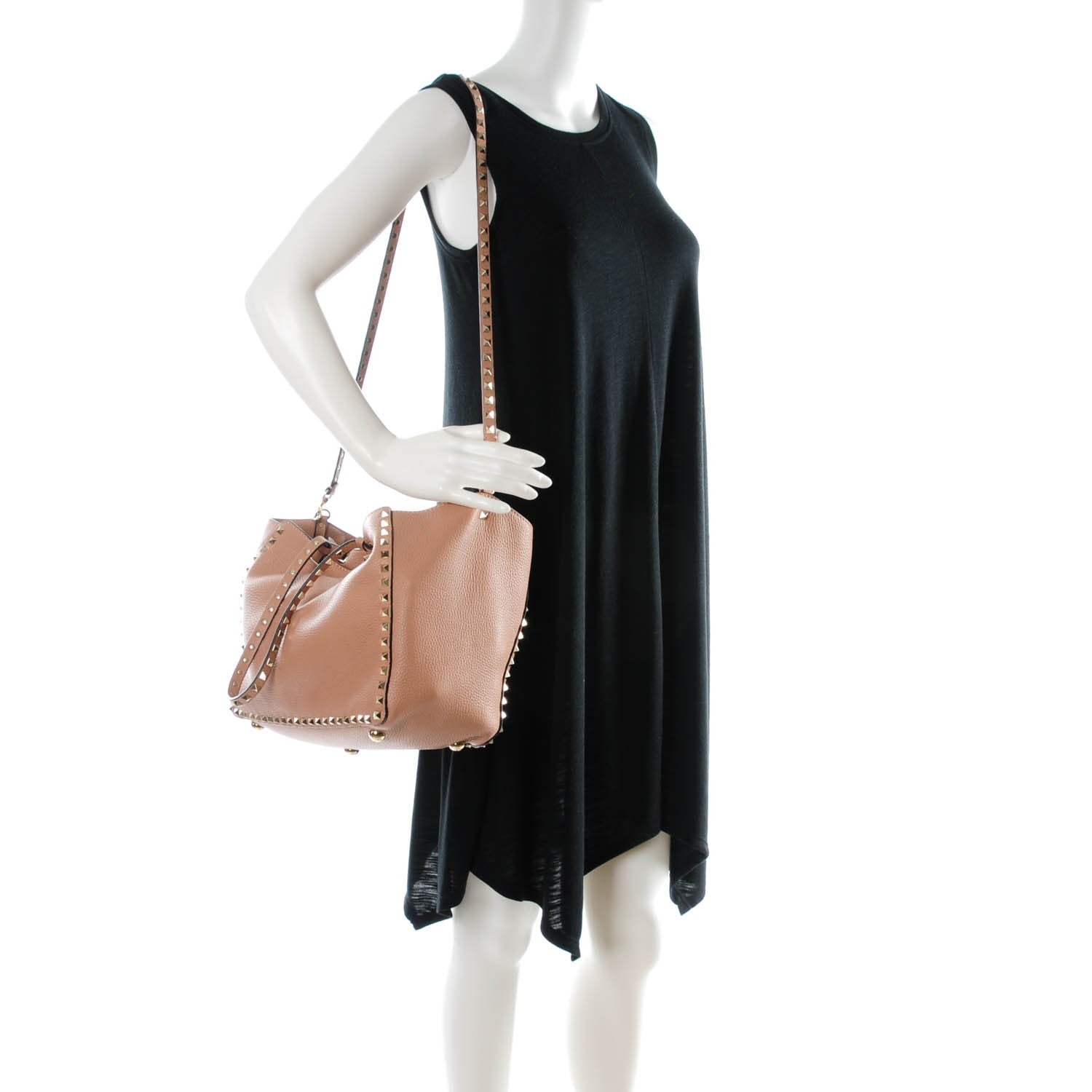 Valentino Garavani Pebbled Calfskin Medium Rockstud Tote Skin Sorbet 2 of 7