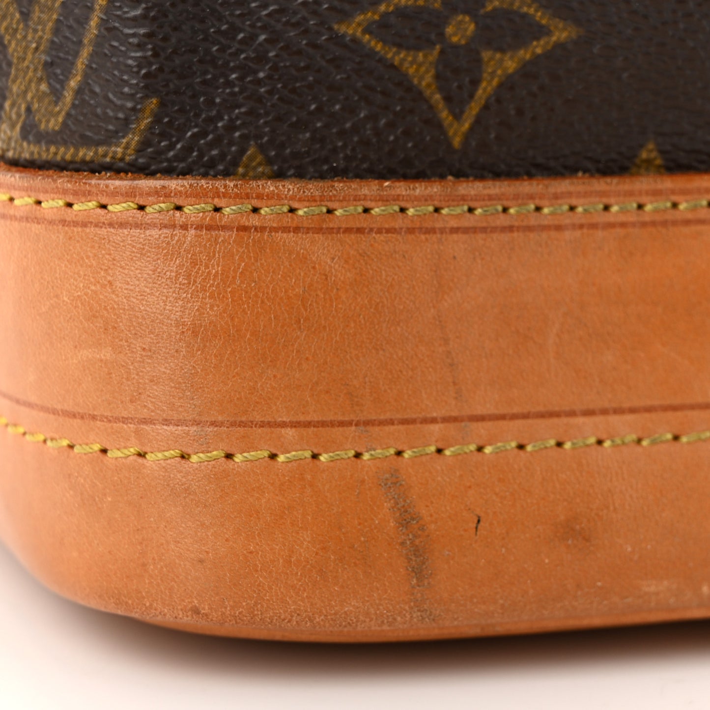Monogram Noe
