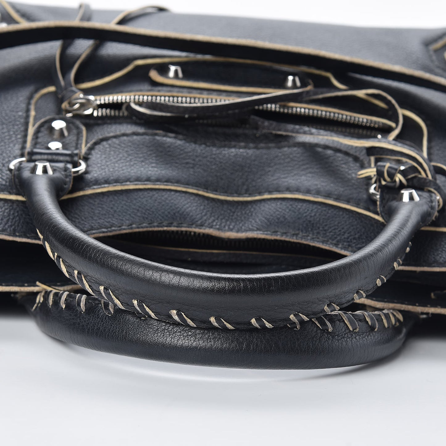 Supple Grained Calfskin Classic Silver Hardware Highlight City Black