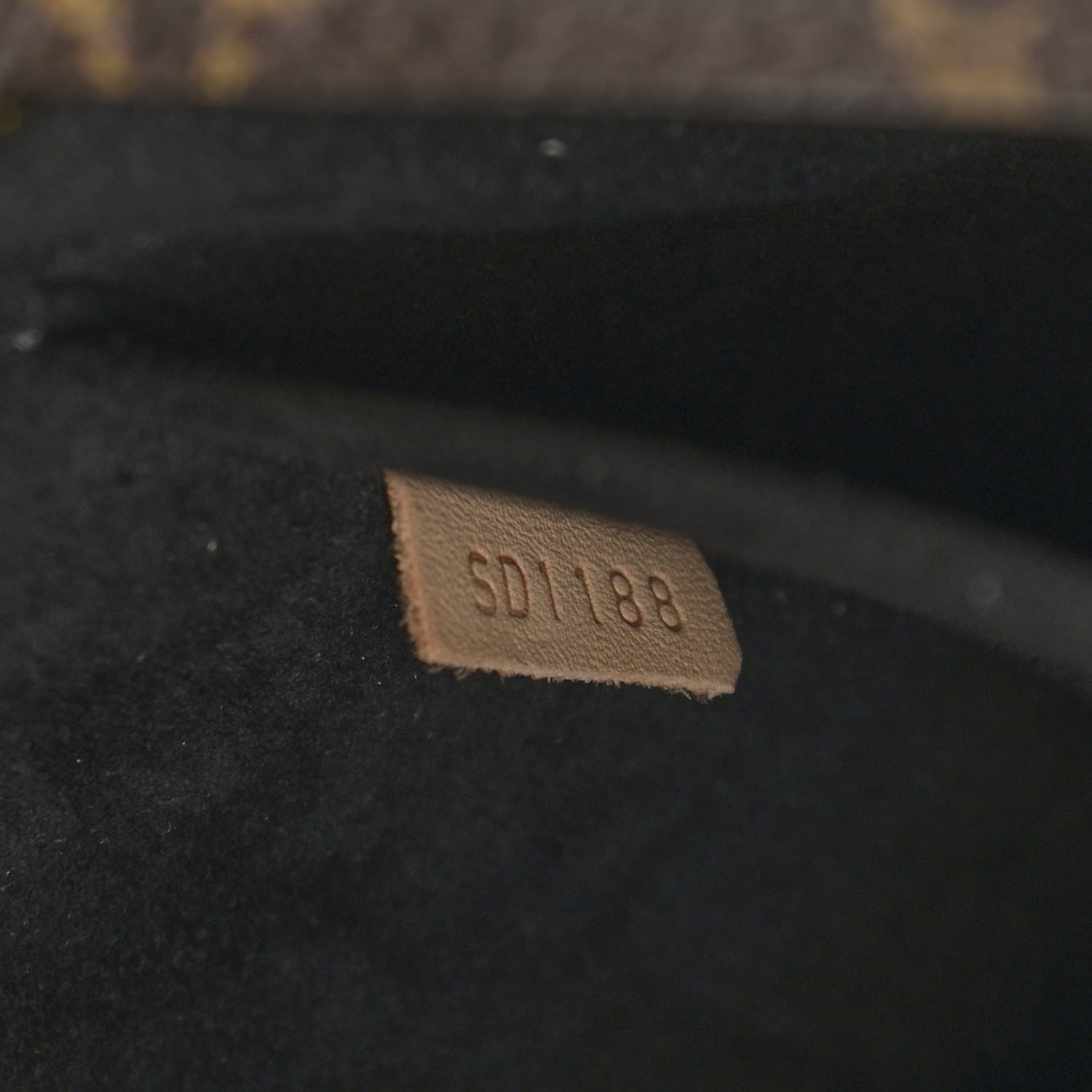 Louis Vuitton Monogram Marignan Black 8 of 14