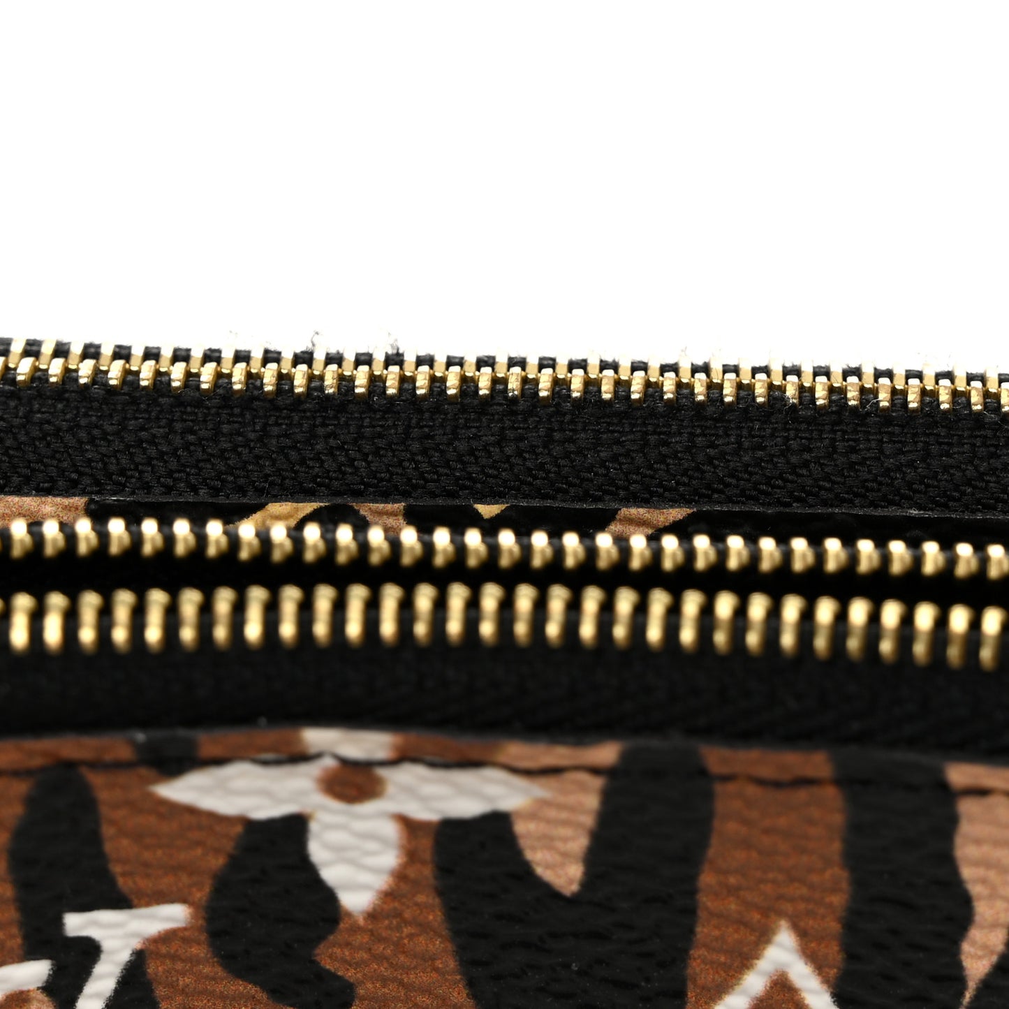 Monogram Giant Jungle Pochette Double Zip Black