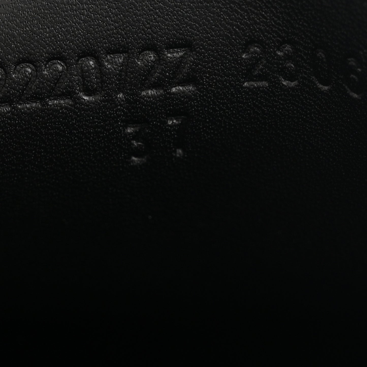 Glossed Calfskin First Oxford 37 Black