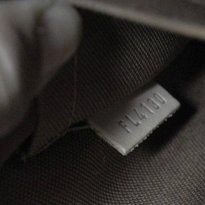 Louis Vuitton Monogram Alma 9 of 9