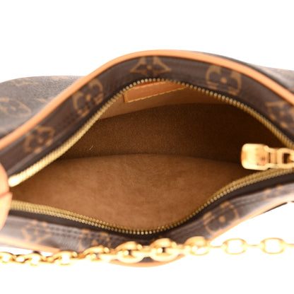 Louis Vuitton Monogram Loop 5 of 10