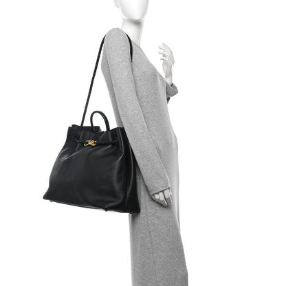 Bottega Veneta Silky Calfskin Large Andiamo Shoulder Bag Black 2 of 9