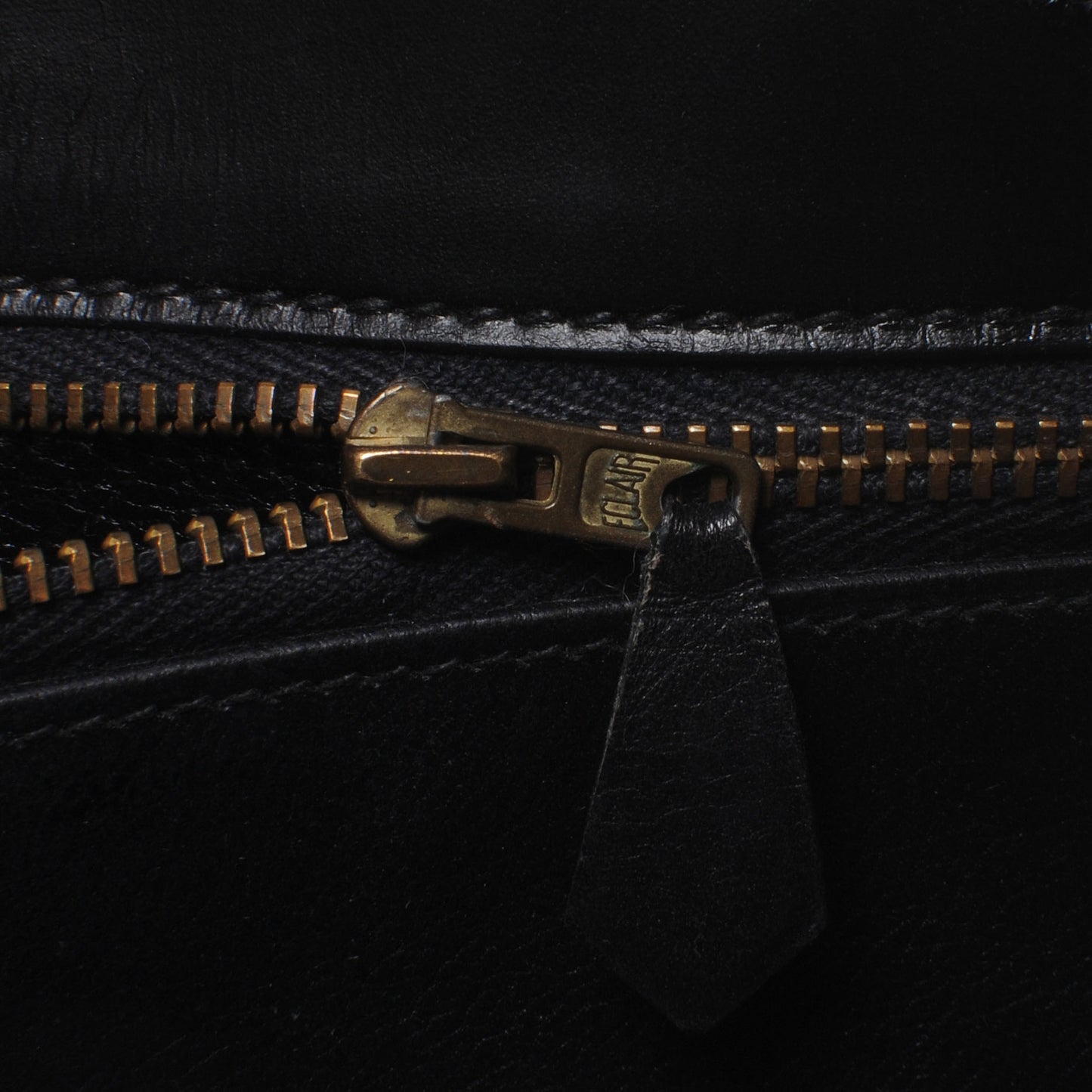 Box Kelly 32 Black