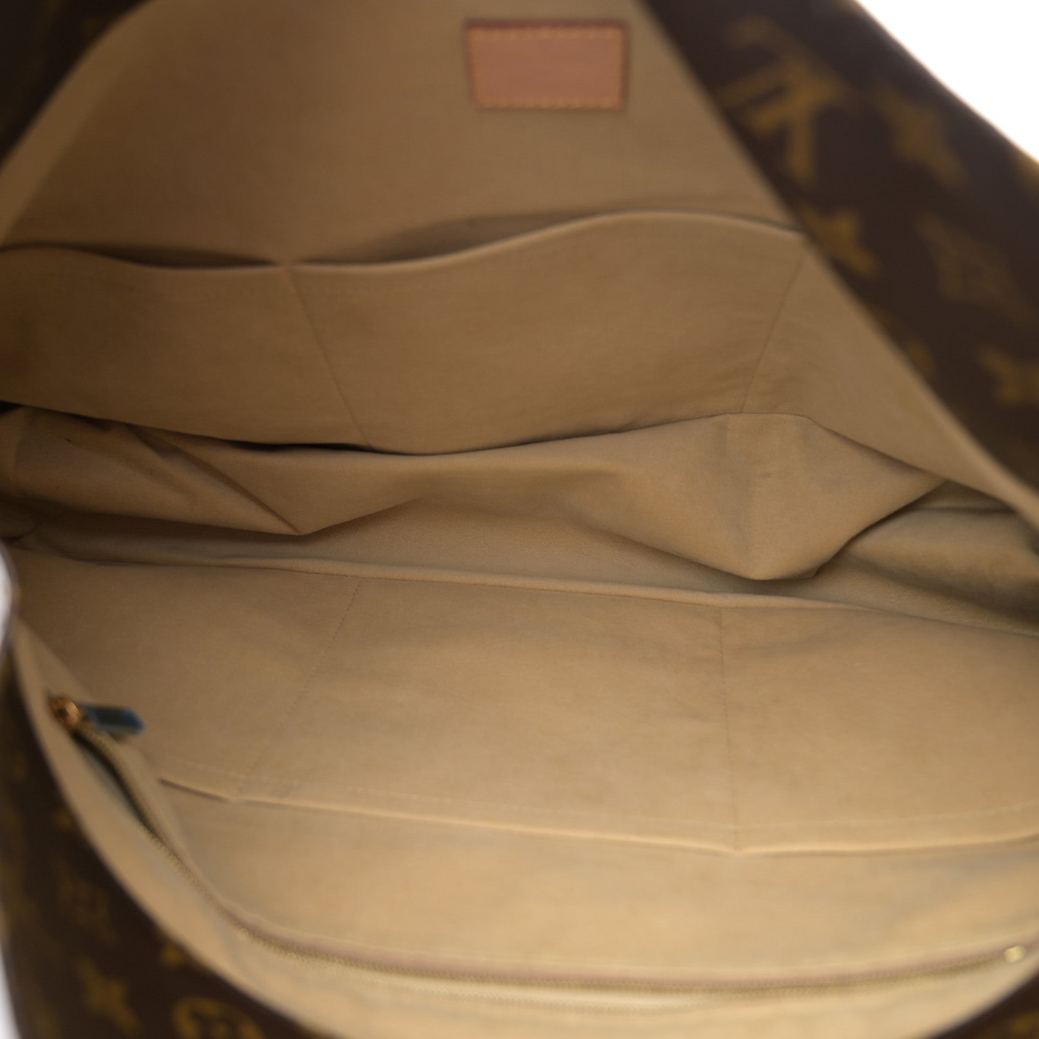 Louis Vuitton Monogram Artsy GM 5 of 11