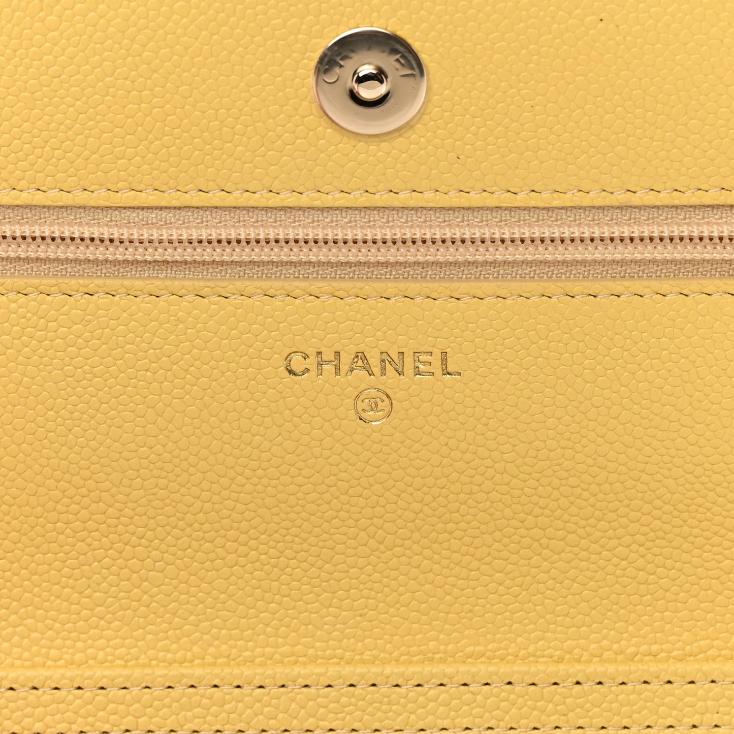 Caviar Quilted Tiny CC Wallet On Chain WOC Yellow