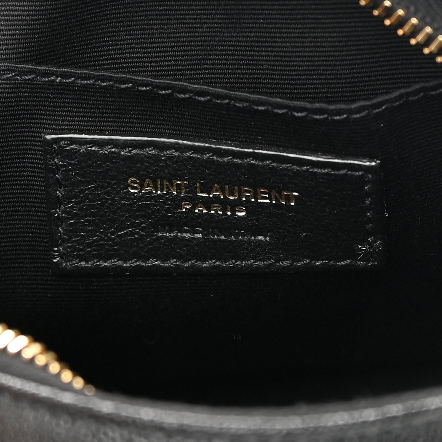 Saint Laurent Grain De Poudre Matelasse Chevron Quilted Round Vinyle Camera Bag Black 6 of 11