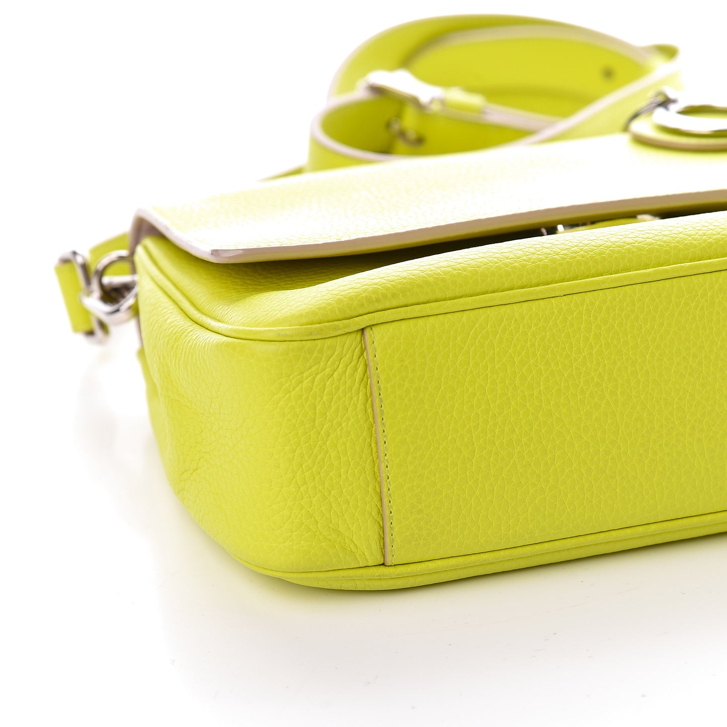 Smooth Calfskin Mini Be Dior Flap Vert Acide