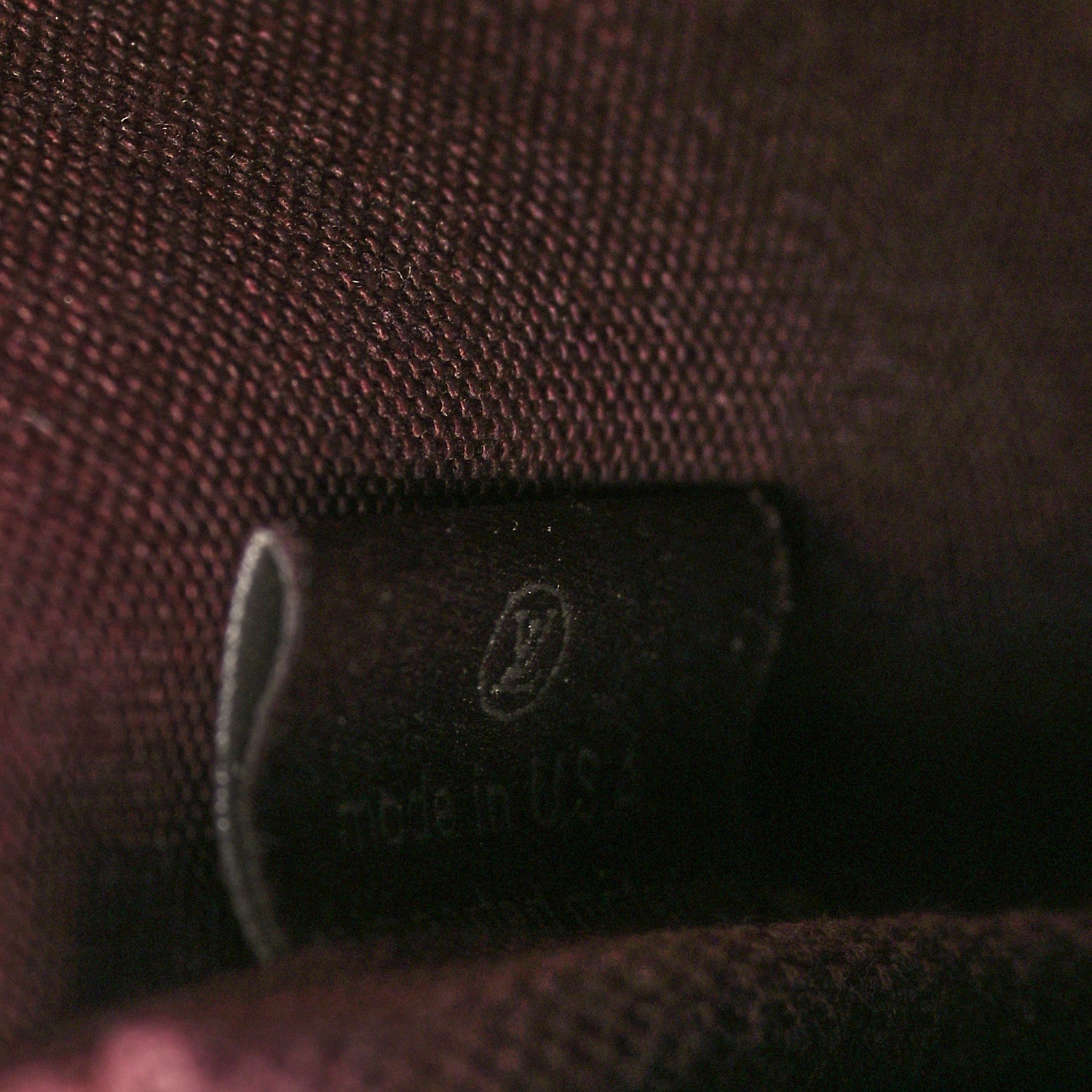 Louis Vuitton Monogram Favorite MM 7 of 10