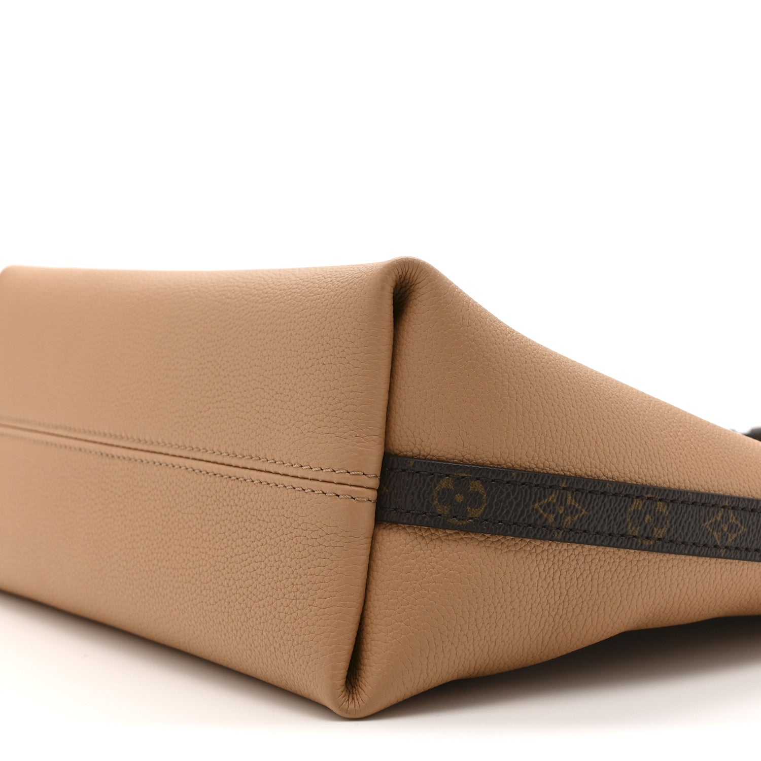 Louis Vuitton Calfskin Multipass Arizona Beige 1860552 – FASHIONPHILE