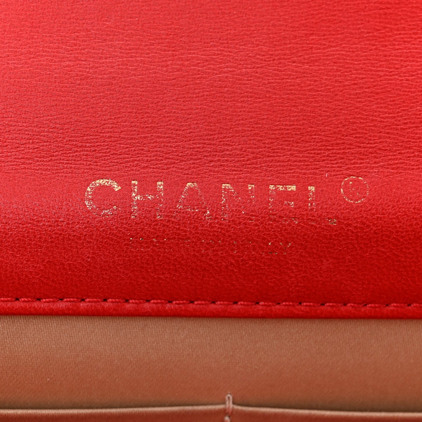 Lambskin Quilted Golden Class Wallet on Chain WOC Red